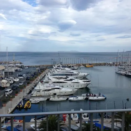 Hyeres, 2 Pieces, 4 Personnes - Fr-1-335-64